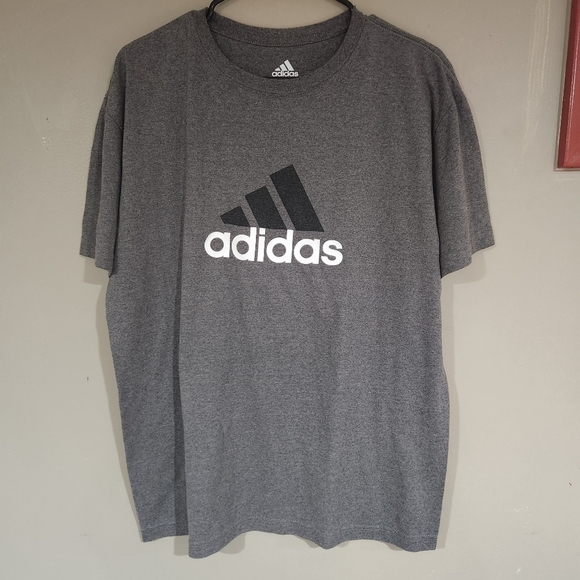 Adidas Gray Tshirt Size Medium - Picture 1 of 3